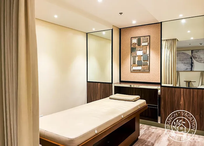 Modern At Makati *