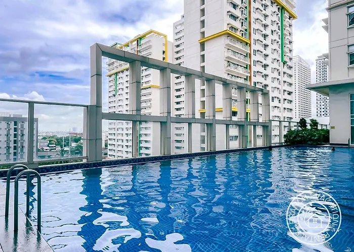 Modern At Makati
